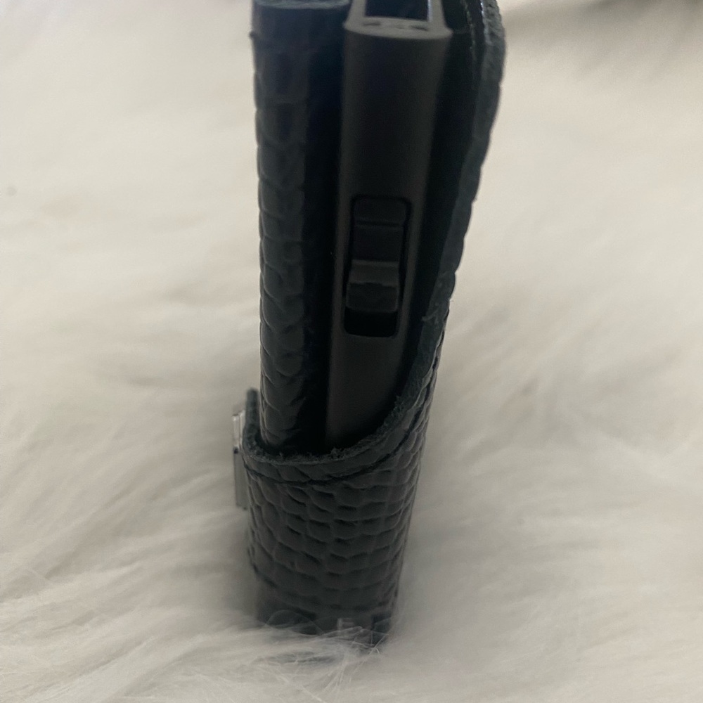 Tru Virtu Card Case Click and Slide